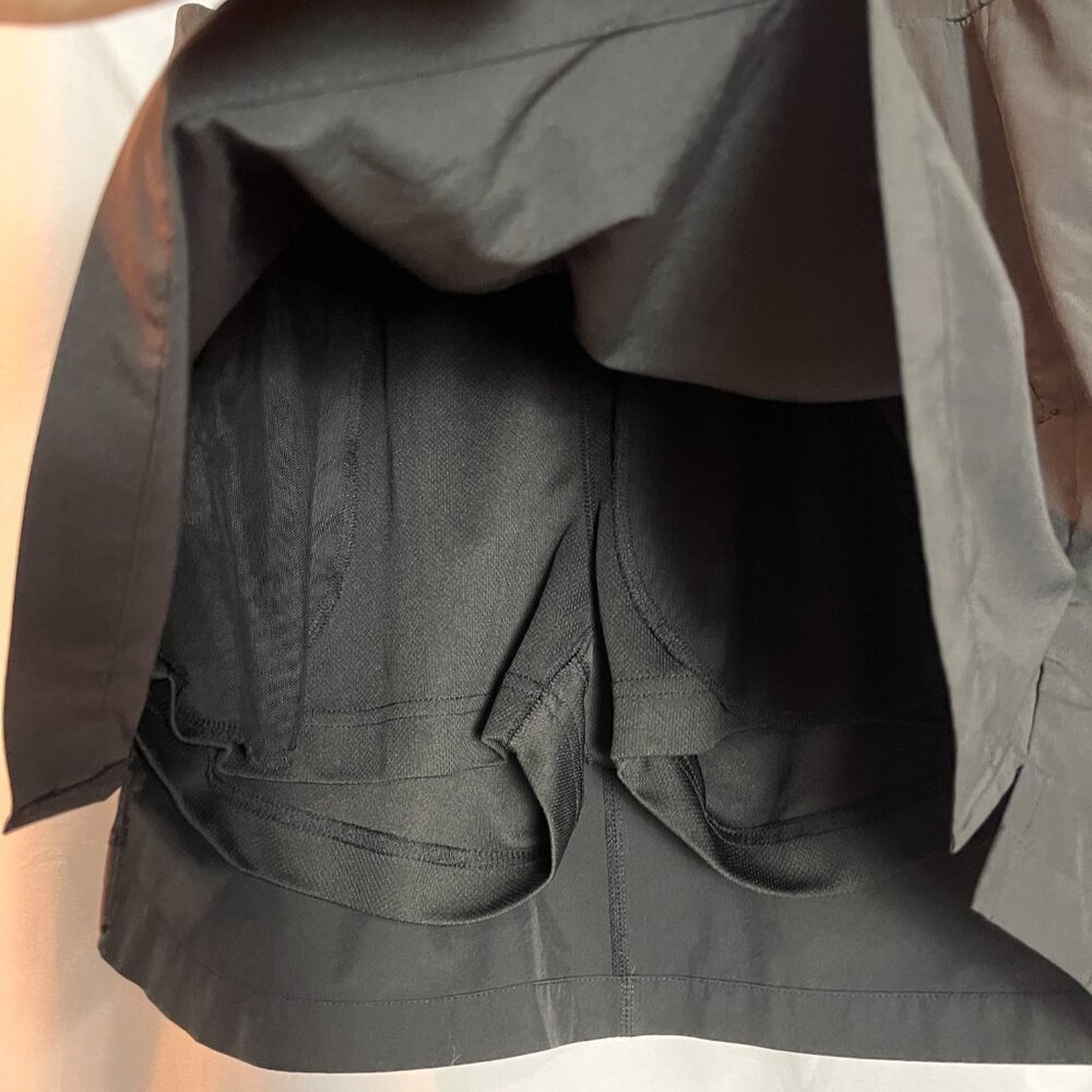 Women's Black Quince Performance Tech Skort, Size L - Picture 3 of 9